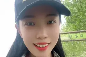 安阳21岁女孩花光积蓄办豫剧团曾靠直播唱戏凑工资如今一年下乡演出600场  （来源：中国新闻周刊 人民网河南频道 范胜男抖音号  安阳融媒编辑：王建民）#安阳 #豫剧视频封面