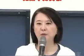 台湾妈妈求“青鸟”罢团“不要给孩子洗脑”反遭围攻  王鸿薇：赖清德为了集权无所不用其极#海峡新干线视频封面