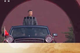 【完整版】今天在这庄严的时刻，人民军队光荣接受主席检阅！#九三盛大阅兵 （来源：央视新闻）