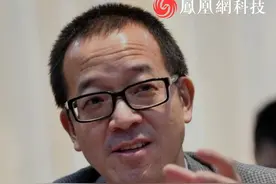 2023亚布力中国企业家论坛年会上，新东方创始人俞敏洪表示：“在低层次、低维度上重复劳动，不管多么努力、勤奋都是没用的”。他举例：农民是不努力吗？可是他们最多把粮食亩产从600公斤提高到800公斤，永远不可能到1万斤。