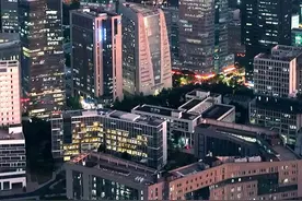 这里是广东经济最强区——深圳南山区。光一个粤海街道上市公司总市值，就分别相当于1个杭州，2个广州，8个重庆！2023年的GDP更是高达8500亿，比厦门、长春等二线城市还要高！这就是深圳南山区！#深圳南山区 #粤海街道 #粤港澳大湾区 #科技之都深圳 #航拍视频封面