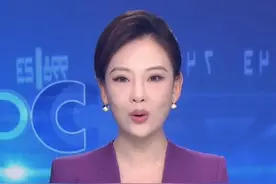 云南一女子进彩票店避雨，刮刮乐中了100万#大象主播说 @大象新闻主持人刘琳