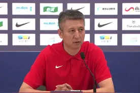 中国男篮100-58大胜日本男篮，晋级亚洲杯正赛，赛后中国男篮主教练郭士强表示中国男篮今天在细节上把控更好，希望中国男篮是一支攻守平衡的球队#中国男篮 #中国男篮大胜日本队 #中国男篮提前晋级亚洲杯视频封面