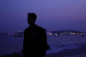 你有没有扔过一枚硬币选择正反面?
#也许世界就这样