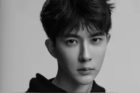 坠楼身亡引发各种猜测！#于朦胧母亲发文澄清死因 饮酒意外坠楼 后事已处理完 #于朦胧