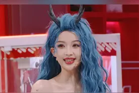 #孙怡神还原敖闰台词  #孙怡叫一声大哥的杀伤力  #孙怡  COS#电影哪吒之魔童闹海  里的敖闰一角，还现场复刻了姑姑的经典台词“想做个交易吗？大哥~”语气和动作的还原度也太高了！#你好星期六