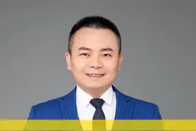 刘强东急了：送外卖、收欧洲巨头、狂买机器人，300亿能否破局？#掘金计划2025 #京东 #刘强东 #商业模式 #商业思维