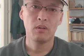 人到中年开始进入暗黑的噩梦模式 我很喜欢玩一款老游戏，叫暗黑破坏神2，20多年前上学的时候玩，就是那样不断打怪升级做任务，捡金币打装备，我也不知道我为什么能对这样一款游戏保持持续的兴趣，投入那么的时间去玩。
这个游戏有三个模式：普通，恶梦，地狱。
回想一下大部分普通人的一生，他不就是这三个模式吗？#中年失业男人 #人生噩梦 #暗黑2 #噩梦模式  #人到中年视频封面