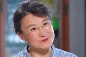 王楚钦的蜕变之路，比金牌更值得收藏。（央视频号：董倩爱问）#媒体精选计划