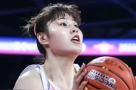 李月汝官宣：加盟广东女篮出战全运会！将和亲妹联手冲击两块金牌视频封面