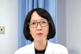 16岁女孩感染尖锐湿疣#医学科普 #关爱女性健康 #传染病 #抖出健康知识宝藏视频封面