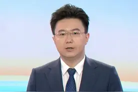 【东部战区组织陆海空火等兵力位台岛周边开展联合演训】 东部战区新闻发言人施毅陆军大校表示，4月1日开始，中国人民解放军#东部战区#组织陆军、海军、空军、火箭军等兵力，位台岛周边组织舰机多向抵近台岛，重点演练海空战备警巡、夺取综合制权、对海对陆打击、要域要道封控等科目，检验战区部队联合作战实战能力。这是对“台独”分裂势力的严重警告和有力遏制，是捍卫国家主权、维护国家统一的正当必要行动。