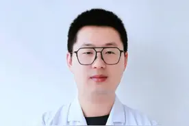 注意：不同部位头痛预示的疾病 #偏头痛#头痛  #注意 #神经外科王嗣嵩 #硬核健康科普行动