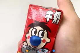 手工制作：解压牛奶盒 只需两样东西，就能制作出能吐泡泡的解压牛奶盒，你也来做一个吧#手工 #手工diy #手工制作 #解压 #解压玩具