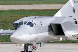 上世纪60年代的图-22M，能核威慑、轰炸、反舰，至今仍是主力机型#军事科技 #武器 #轰炸机视频封面