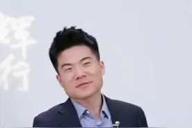 董宇辉带货虾仁被央视“3·15”曝光，该产品磷酸盐超标145%，与辉同行发布致歉声明：已下架该产品，将先行按照“退一赔三”的金额进行售后服务。#与辉同行发布致歉声明  #董宇辉带货虾仁被315晚会点名曝光  #与辉同行回应退一赔三视频封面