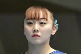 因抽烟被开除！19岁日本体操队队长，无缘巴黎奥运会 因抽烟被开除！19岁日本体操队队长，无缘巴黎奥运会#巴黎奥运会