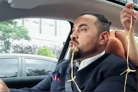 外国老板要出差让我订票，我直接给他搞了辆车，结果我没驾照……这下不用担心老板自驾八小时打瞌睡了……#TC在中国#安全驾驶#防止开车犯困#鱿鱼丝