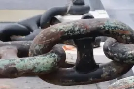 #蔚蓝档案 航母的两条锚重量可达200吨以上#航母 #军事科技