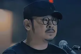 刀郎演唱会成都站万人合唱《情人》，歌声背后的故事你知多少？视频封面