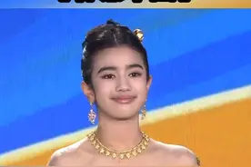 【柬埔寨小公主演唱《怀念中国》】近日，柬埔寨王国王室成员、西哈努克太皇的曾孙女——诺罗敦·珍娜公主来到总台活动现场，演唱了由西哈努克太皇作曲填词的《怀念中国》。视频封面