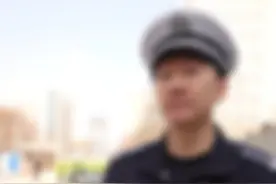 白色虚线处变道，怎么也不允许呢？ 您来听听一位从警20多年的交警怎么说。#如世说视频封面