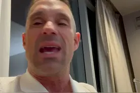 “他看起来像阿诺” #阿诺 #健身 #古典健美视频封面