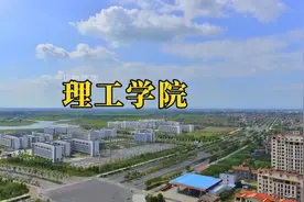 滨江学院位于小池镇湖北大道与冬青路交汇处
