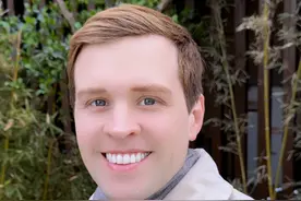 February 的正确发音是什么呢？ Luke老师来教你。实用口语，日常英文，地道口语，单词巧记，跟着Luke老师一起来学习吧！ #英语#零基础学英语#亲子启蒙#英语口语#外教#外国人#实用英语#英语口语