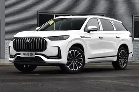 奇瑞瑞虎9主动刹车未工作 主持人：你这都识别不出来#奇瑞#瑞虎9#主动刹车#汽车事故视频封面