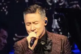 5月27日消息，张学友东莞演唱会延期至8月，此前因与高考时间“重合”，多名市民投诉要求延期@主持人嘉祥 #大象主播说