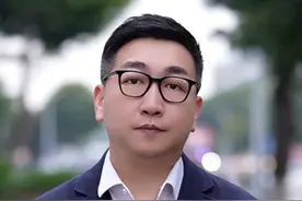 初三学生每天在校超14小时！家长怒斥“教育内卷”#学生在校时间 #睡眠不足