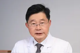 益母草颗粒vs乌鸡白凤丸，调月经到底选哪个？#中医 #月经不调 #医学科普 #健康科普 #抖出健康知识宝藏