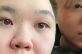 这是你第一次带隐形眼镜的样子吗？ #imxiaoxin #pdd#搞笑日常 #隐形眼镜