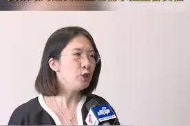高铁站：站内柜台推销“会员购票”（四），律师：推销人员应向消费者表明身份，高铁站对这类企业也需承担监督责任。#广东dou知道视频封面