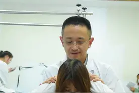 肩膀沉重，脖子僵硬，人也昏昏沉沉的，你是不是也有这些问题？#中医传承