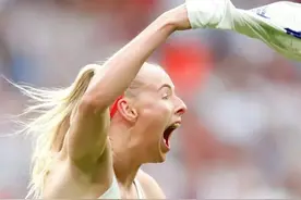 你知道有史以来最贵的球衣价值多少钱吗？ #足球球衣 #足球冷知识