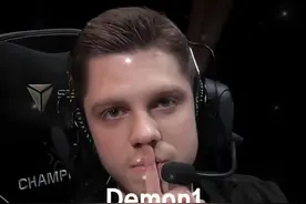 昨晚最新大魔评级所有狂徒 看见贴图皮时锐评 直呼狗s #无畏契约