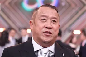 三只羊卖香港没有的“香港高档月饼”被查，曾志伟翻车冤不冤？视频封面