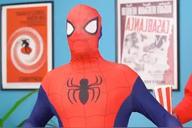 电影院禁止带吃的，在超级英雄帮助下我们能进入电影院吗