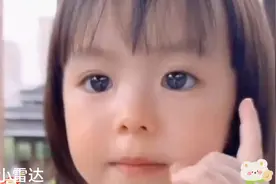 真是个小神童，小小年纪，成人不知道的事情她脱上而出，真厉室。