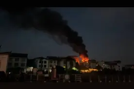 刚刚，广西柳州城中区雷村火灾，希望平安！