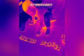 热成像循环特效找蚊子，还真能找到…😂这人手真准，一抓一个准