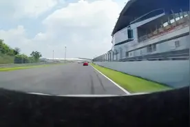 时速每小时200公里，瞬间刹停技术呢？#小米SU7