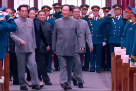 十大元帅授衔典礼，个个立功无数当之无愧，都是中国大功臣！视频封面
