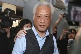 "蓝营新招！罢免吴思瑶现转机，要员突辞职引震动"