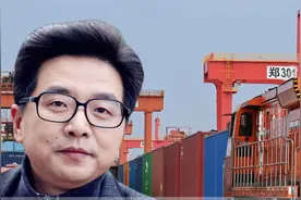 波兰封锁中欧班列！中国反制直击农业稀土，波兰自食恶果！