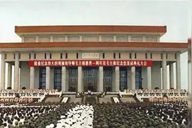 纪念堂是人民纪念伟人的地方，决不允许任何人动歪心思！