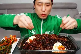 声控 美食解压 咀嚼音！大口吸面真过瘾&美食