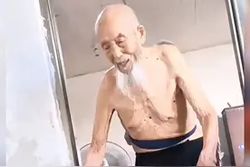 网友家长寿老人：103岁的奶奶、102岁的爷爷、82岁的爸爸